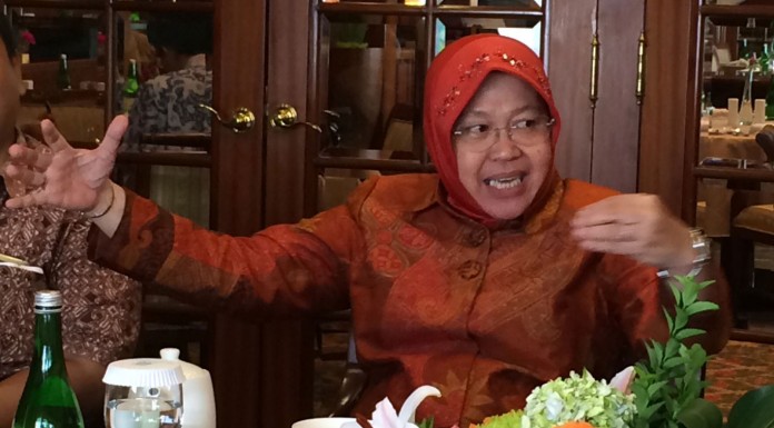 Bu Risma Berbagi Pengalaman Kelola Smartcity