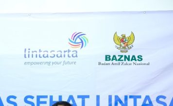 Lintasarta Bagikan 100 Paket Ramadhan & Pengobatan Gratis