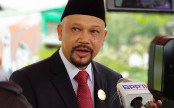 Hammam Riza Pimpin Upacara Hari Pahlawan di Puspiptek Serpong