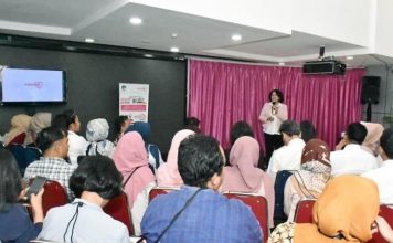 Kominfo Dorong Perempuan Indonesia Kembangkan Wirausaha Digital